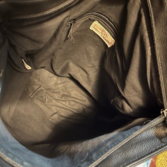 Toni Large Black Leather Crossbody Bag Adjustable Strap Zip Top Classic Purse - Picture 9 of 10